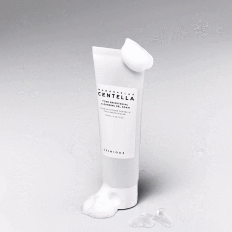 SKIN1004 Madagascar Centella Tone Brightening Cleansing Gel Foam